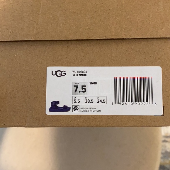 UGG Lennox strap sandals - Picture 5 of 5